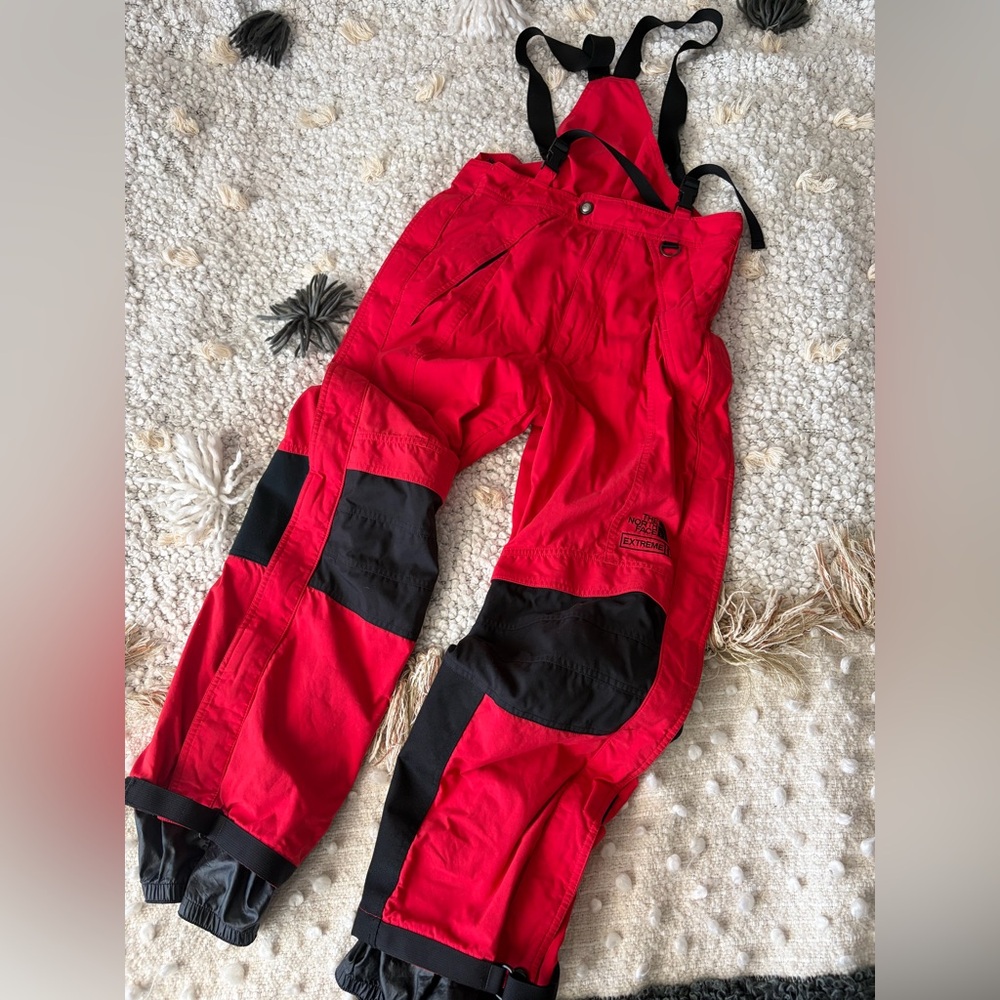 VTG Men’s The North Face EXTREME Gear Red Snow Bib Pants